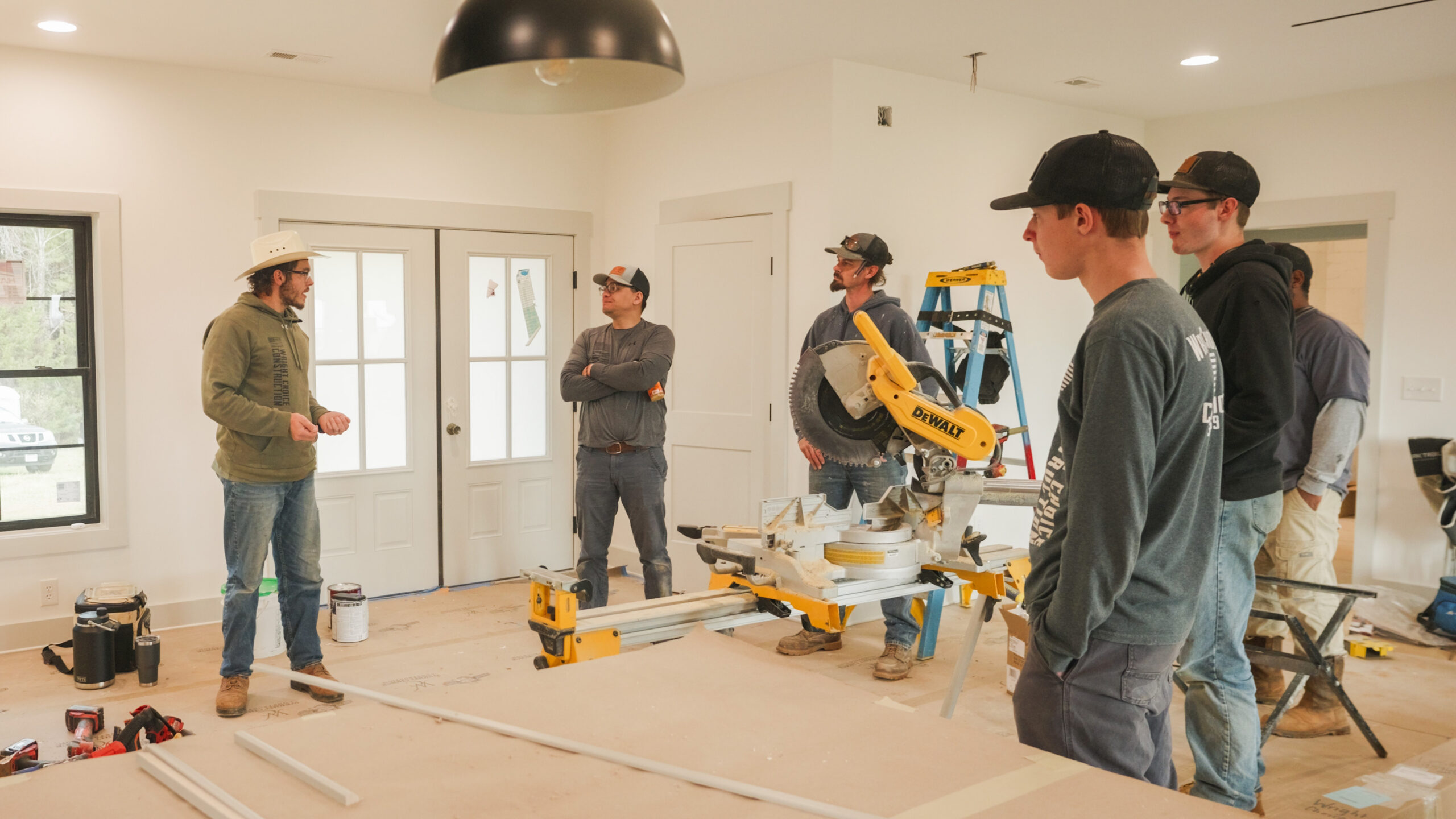 Daniel-Wright-Jobsite-Meeting-Interior